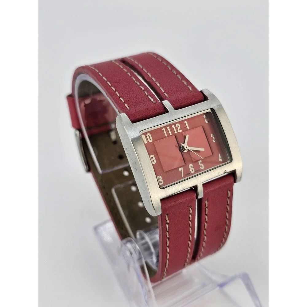 Women's Analog Watch 32MM Pink Peach Dial Pink Peach Leather Bands NEW‎ Battery